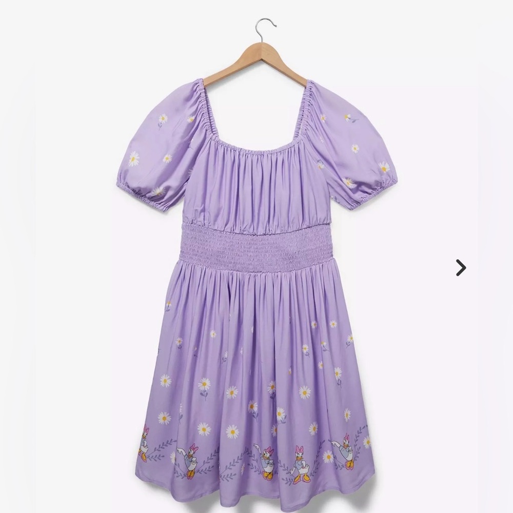 Box lunch sz 2 plus size Disney Daisy Duck Smock Waist dress
